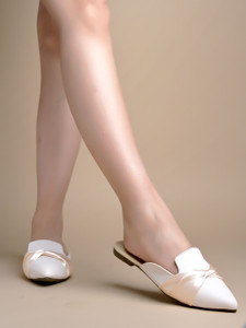 SHOETOPIA Women Flats