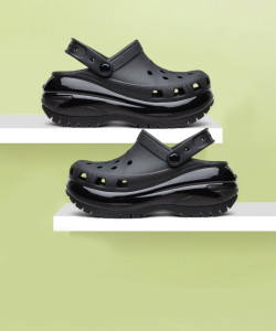 CROCS Mega Crush Unisex Clogs Black - Image 6