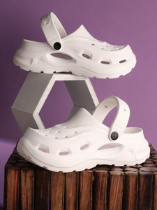 Alishtezia Women Clogs
