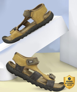WOODLAND Outdoor Comfortable Lightweight Everyday Use Men Casual
