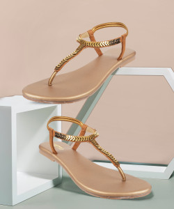 METRO महिलाओं के लिए सुनहरा फ्लैट्स