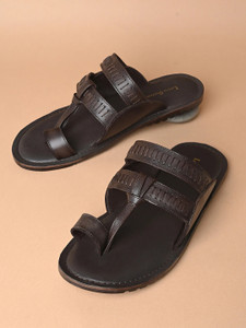 LOUIS STITCH Brunette Brown Kolhapuri Style Lightweight Toe Ring Leather Men Sandals