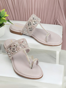 madam glorious Women Flats