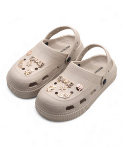 RED TAPE Women Clogs