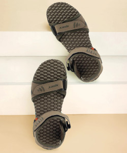 Sparx SS 103 पुरुषों के लिए ब्राउन कैजुअल