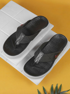 MOCHI Sandals Men Sandals