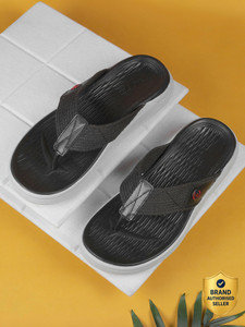 MOCHI Sandals Men Sandals