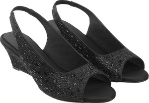 MOCHI Women Wedges