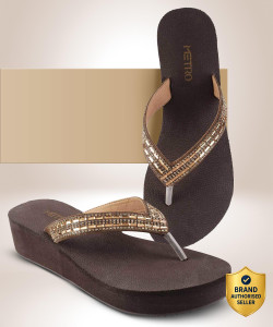 METRO Women Wedges