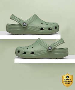 CROCS Classic हरा कैजुअल