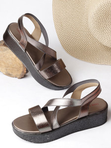 TEEN ZONE Women Wedges