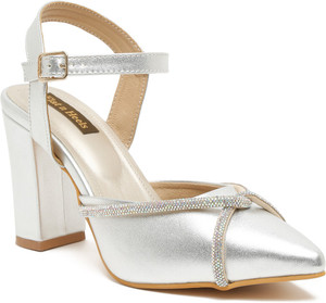 flat n heels Women Heels