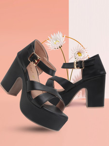 Smart & Sleek महिलाओं के लिए काला हील्स