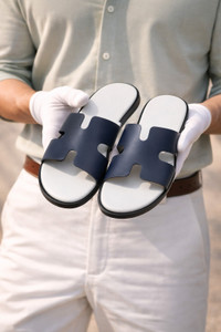 Kolhapuri Men Sandals - Image 1