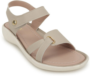 VENDOZ Women Off White Flats