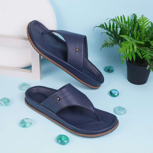 MOCHI Men Sandals