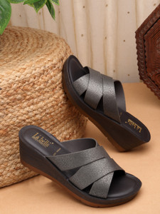 La Bella Women Wedges
