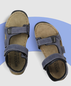WOODLAND Men Sports Sandals