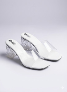 HEELIXIR महिलाओं के लिए सफेद हील्स