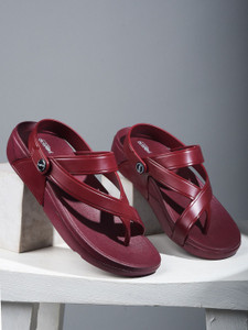 action APTW-33 Women Flats