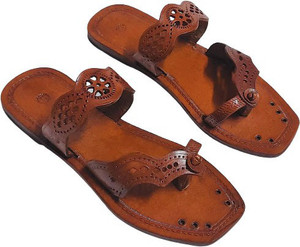 FOOT N TOE Women Flats