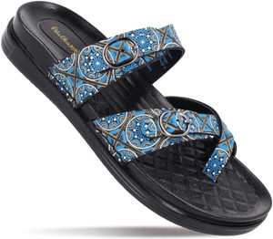 WALKAROO Women Casual