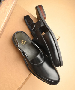 House of Pataudi Men Sandals