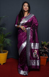 AVANTIKA FASHION बुना हुआ कांजीवरम प्योर सिल्क, आर्ट सिल्क साड़ी