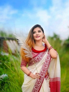 p fashion Embroidered Handloom Cotton Blend Saree