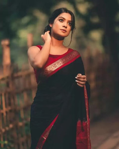 AVANTIKA FASHION Printed, Temple Border, Woven, Embellished, Solid/Plain Banarasi Art Silk, Cotton Silk Saree