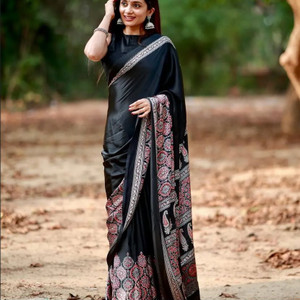 BADE SUHANE Geometric Print, Printed Assam Silk Crepe Saree