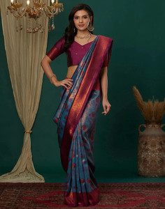AVANTIKA FASHION Woven Kanjivaram Pure Silk, Art Silk Saree