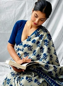 LOVWEAR Printed, Color Block, Blocked Printed, Hand Painted Ikkat Pure Cotton Saree