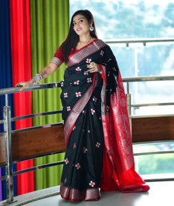 EEFA FASHION एम्ब्रॉइडरेड नारायणपेट साटन साड़ी