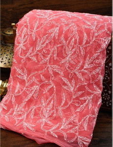 Afia Lucknowi Chikankari एम्ब्रॉइडरेड लखनऊ चिकनकारी जोर्जेट साड़ी
