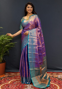 Divastri Embellished, Woven Kanjivaram Jacquard, Silk Blend Saree