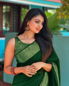 AVANTIKA FASHION Woven Kanjivaram Pure Silk, Art Silk Saree