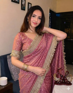 Vraggi Embellished Bollywood Silk Blend Saree