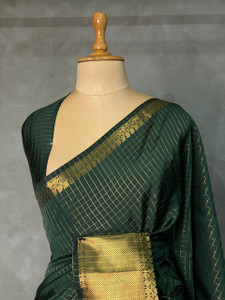 Semi Kanjivaram Silk Saree धारीदार, टेंपल बॉर्डर कांजीवरम सिल्क ब्लेंड साड़ी