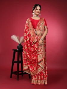 Navanari Self Design, Woven, Embellished, Applique Banarasi Jacquard, Art Silk Saree