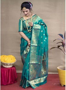 Pervas Woven Kanjivaram Pure Silk Saree