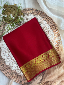 Bndhejni Silk Mills Hand Painted, Solid/Plain, Woven Handloom Crepe Saree