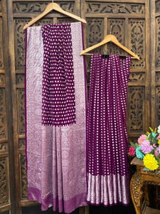 KanjiQueen Woven Banarasi Georgette, Chiffon Saree