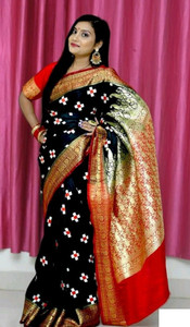 SAFIYASAREE Woven Sambalpuri Satin Saree