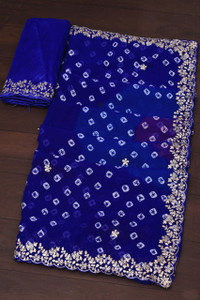 ASTEYAM एम्ब्रॉइडरेड बांधनी जोर्जेट साड़ी