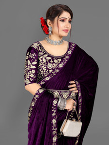 hutah Self Design Daily Wear Velvet, Lycra Blend Saree