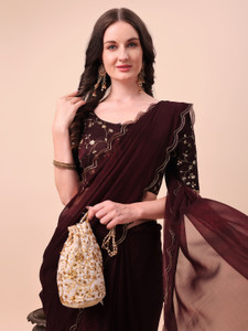 TIGERSNAKE सेल्फ डिज़ाइन बॉलीवुड शिफॉन साड़ी