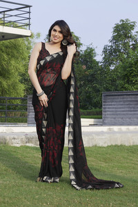 MIRCHI FASHION Printed, Geometric Print Bollywood Georgette Saree