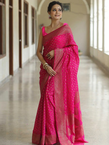 AVANTIKA FASHION Woven Kanjivaram Pure Silk, Art Silk Saree