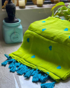 Sourav textile एम्ब्रॉइडरेड तांत कॉटन ब्लेंड साड़ी